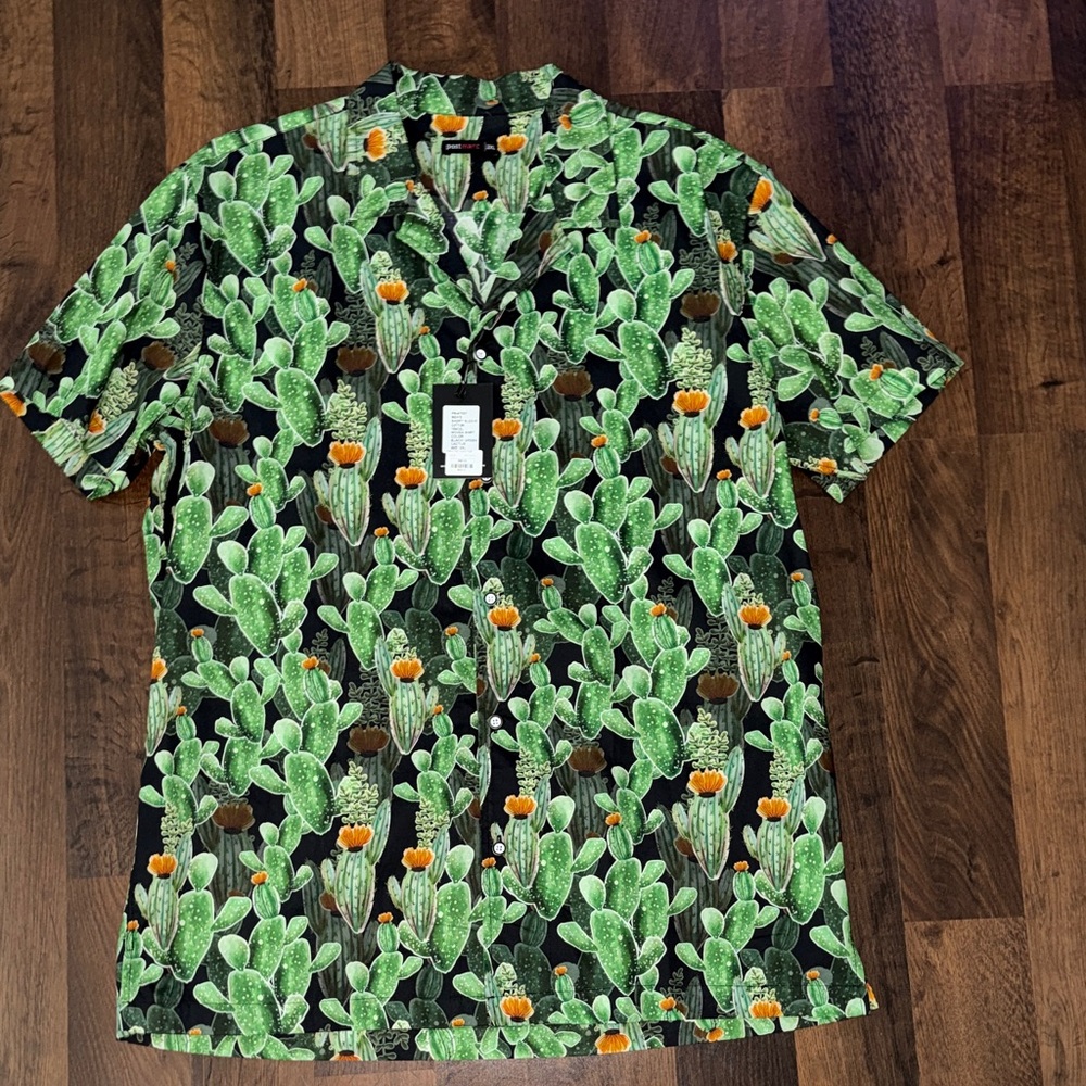 NWT Men's Postmarc Green Cactus Print Woven Button-up Shirt (size 2XL)